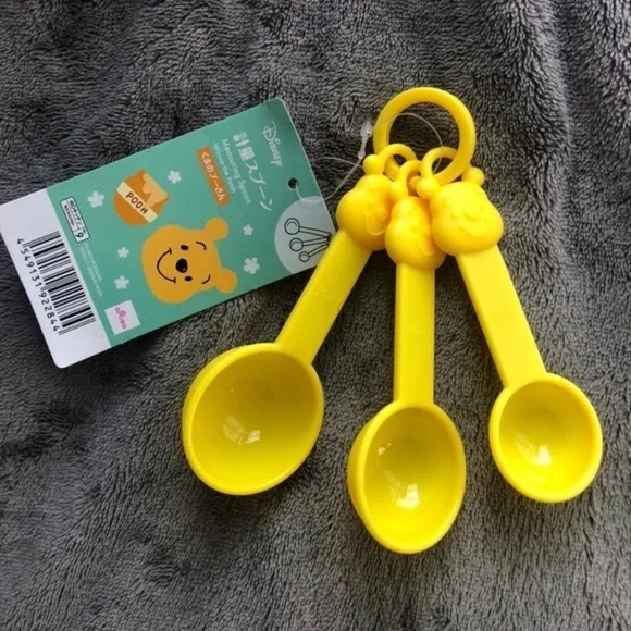 Disney Winnie the Pooh Bakeware Collection - Picture 4 of 4